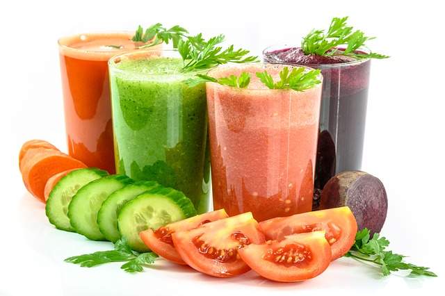 smoothies de légumes riches en vitamines pour guérir les varices