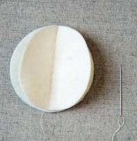 Boules décoratives en feutrine