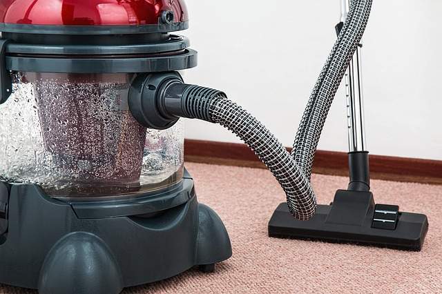 Nettoyer avec un aspirateur
