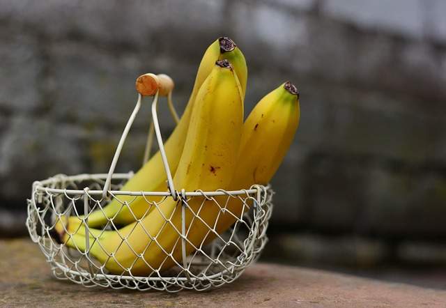 bananes dans un panier