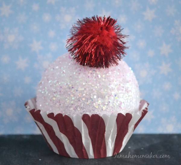 Les Cupcakes Boule de Noël : Un Délice Festive pour 2024