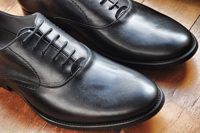 Assouplir les chaussures en cuir
