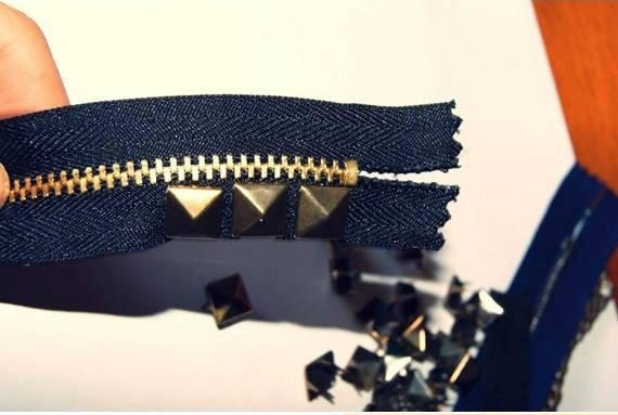 Bracelet de rockeuse avec une fermeture éclair