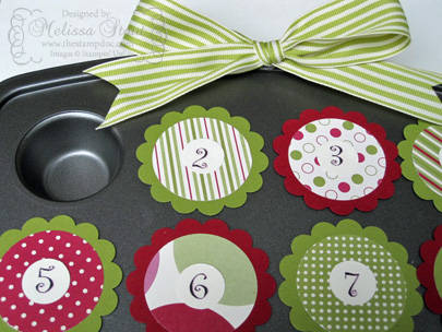 Calendrier de l'Avent dans un moule à muffins