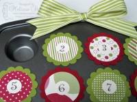 Calendrier de l'Avent dans un moule à muffins
