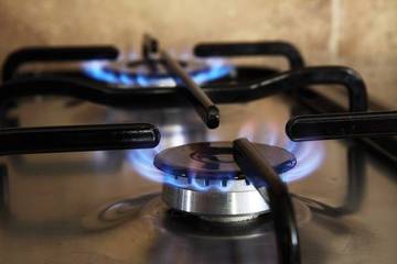 Comment nettoyer les brûleurs à gaz de la cuisinière ?