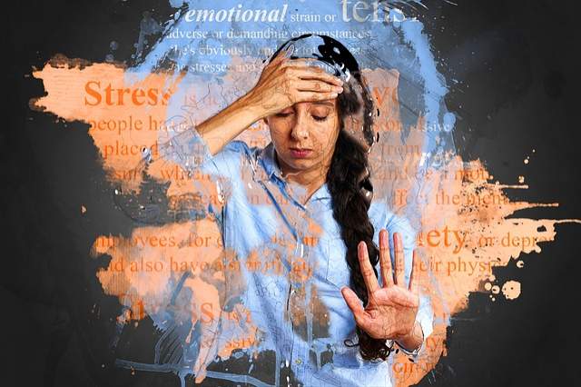 femme stressée et fatiguée