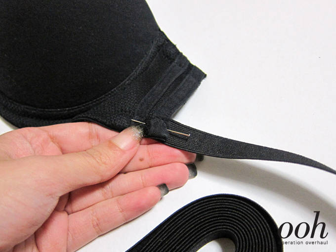 Personnaliser un soutien-gorge avec des bandes élastiques