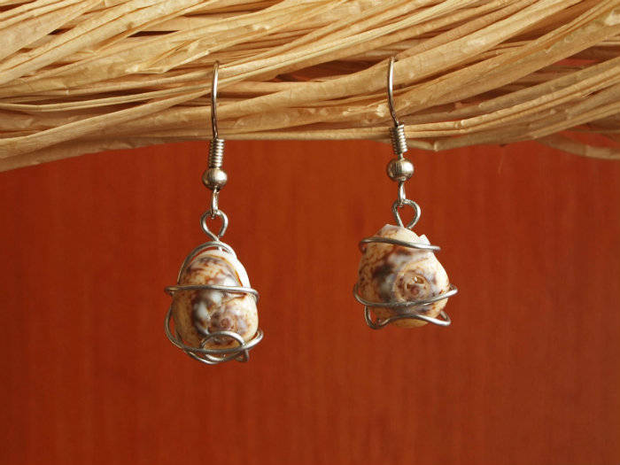 Bijoux et accessoires avec des coquillages