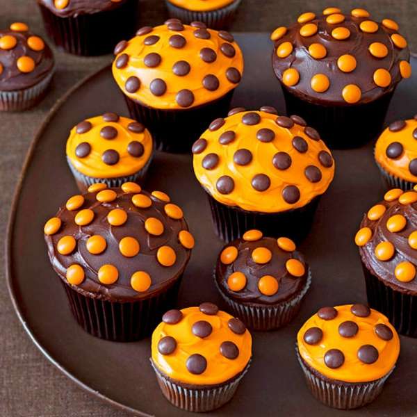 Pépites de chocolat et des bonbons mm's pour faire ces beaux cupcakes