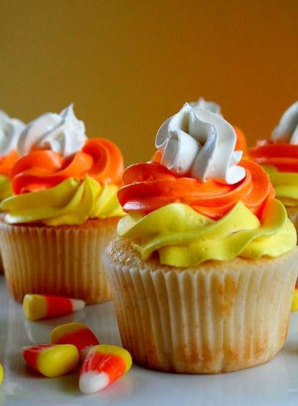 Cupcakes aux glaçages couleurs d'Halloween