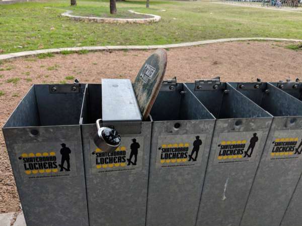 Casier pour skateboard