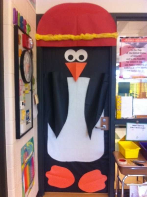 Porte décorée en pingouin
