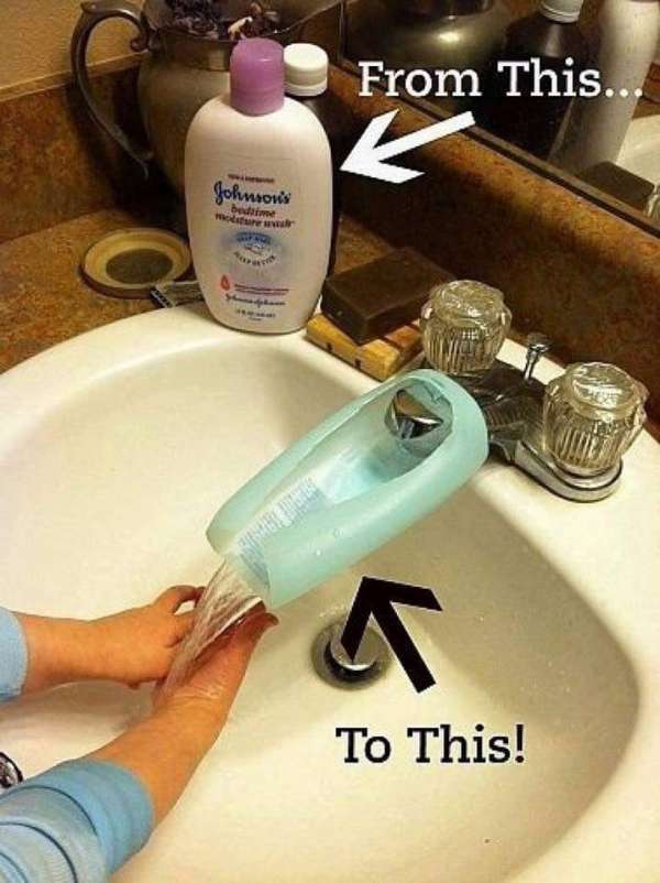 Bricolez une bouteille de shampoing vide pour permettre à votre enfant de se laver les mains