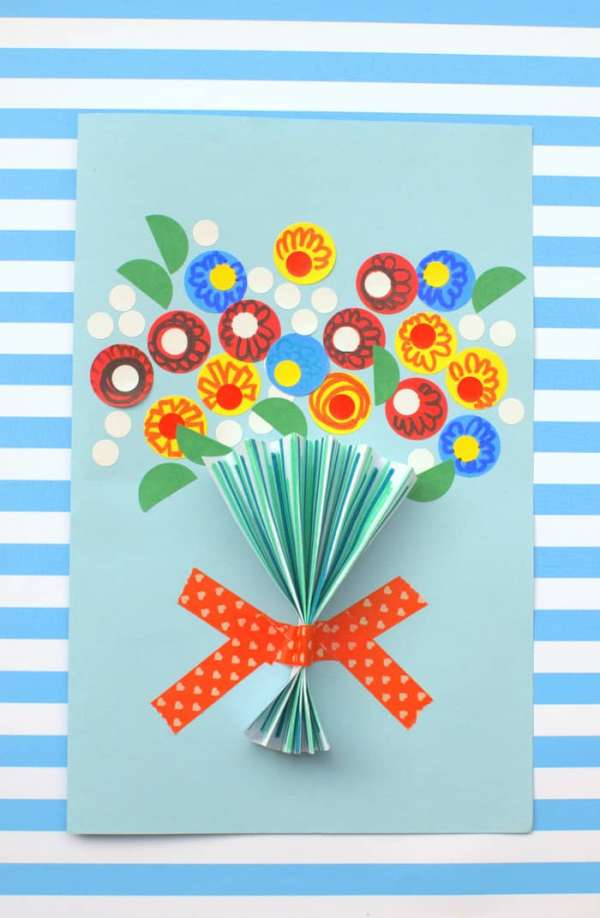 Une carte de vœux d'un bouquet de fleurs à offrir pour la fête des mères