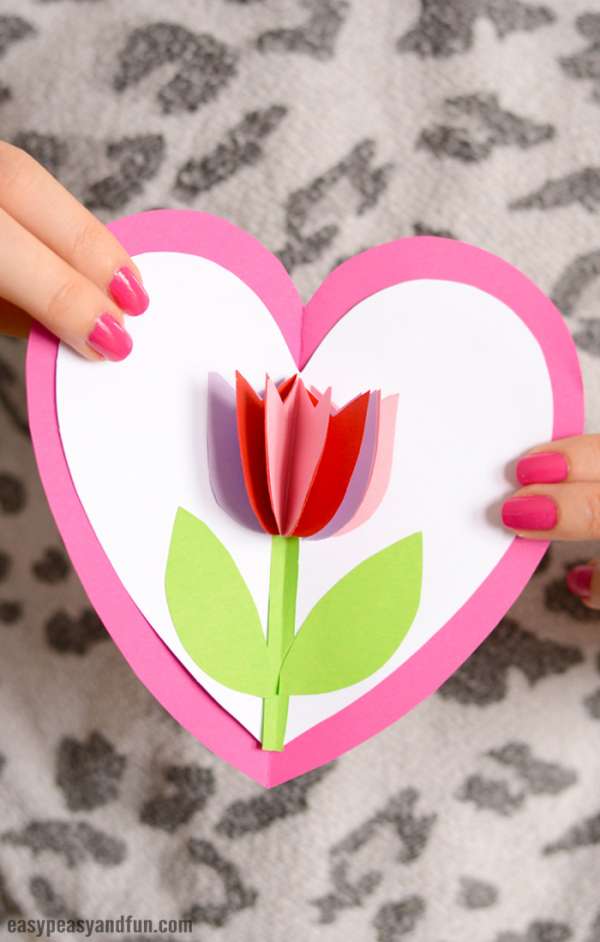 Un cœur pop-up tulipe  pour maman