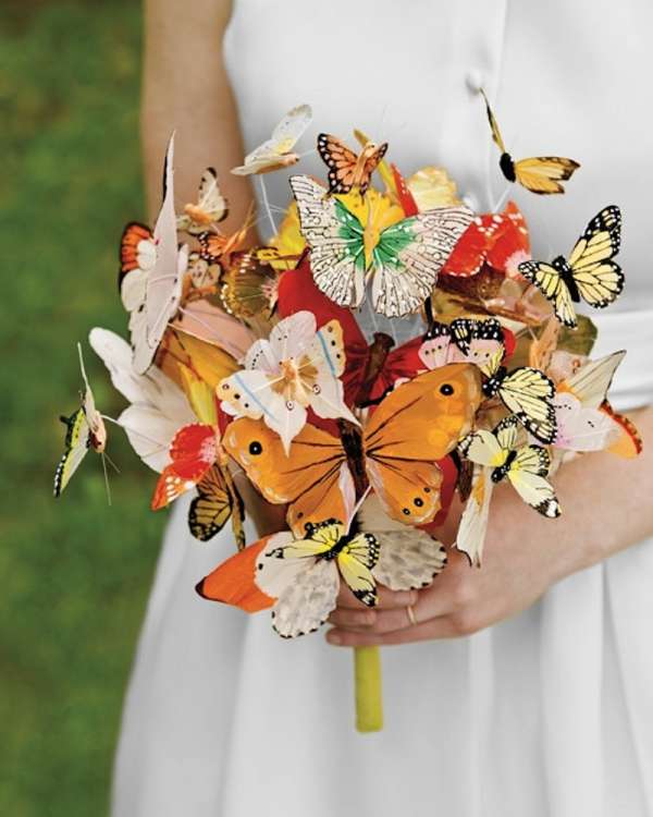 Bouquet de faux papillons