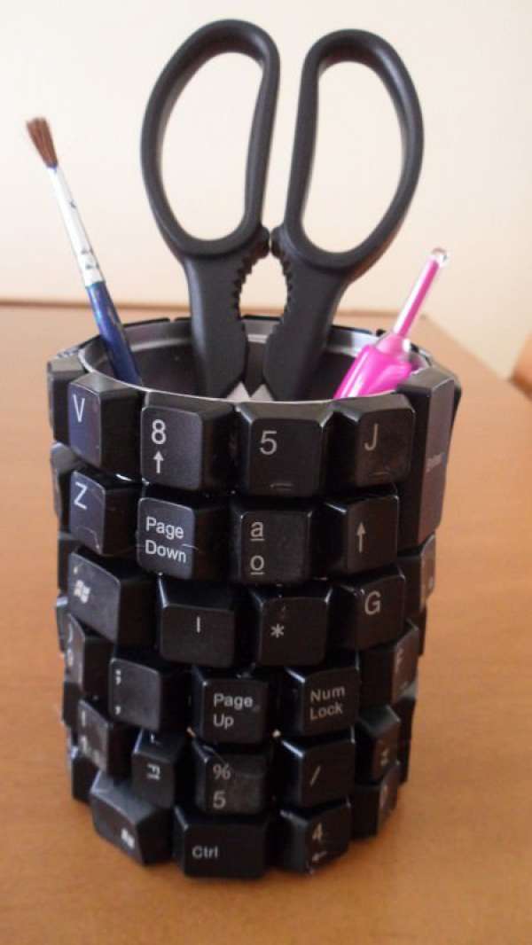 Accessoire de bureau avec un clavier