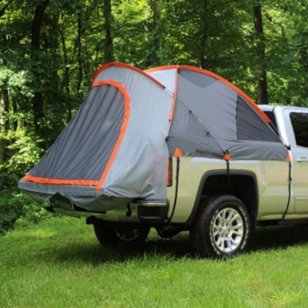 Une tente qui transforme votre pick-up en mobile home sans encombre et idéal pour camper