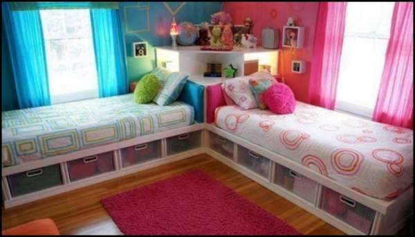 Des lits avec des tiroirs pour remplacer les armoires