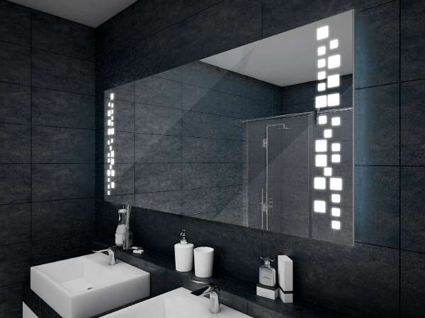 Un magnifique miroir de salle de bain avec éclairage led