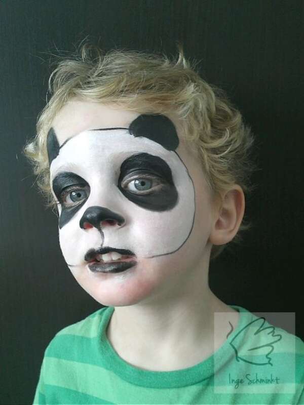 Maquillage panda