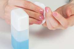 15 Utilisations originales du dissolvant pour vernis à ongles