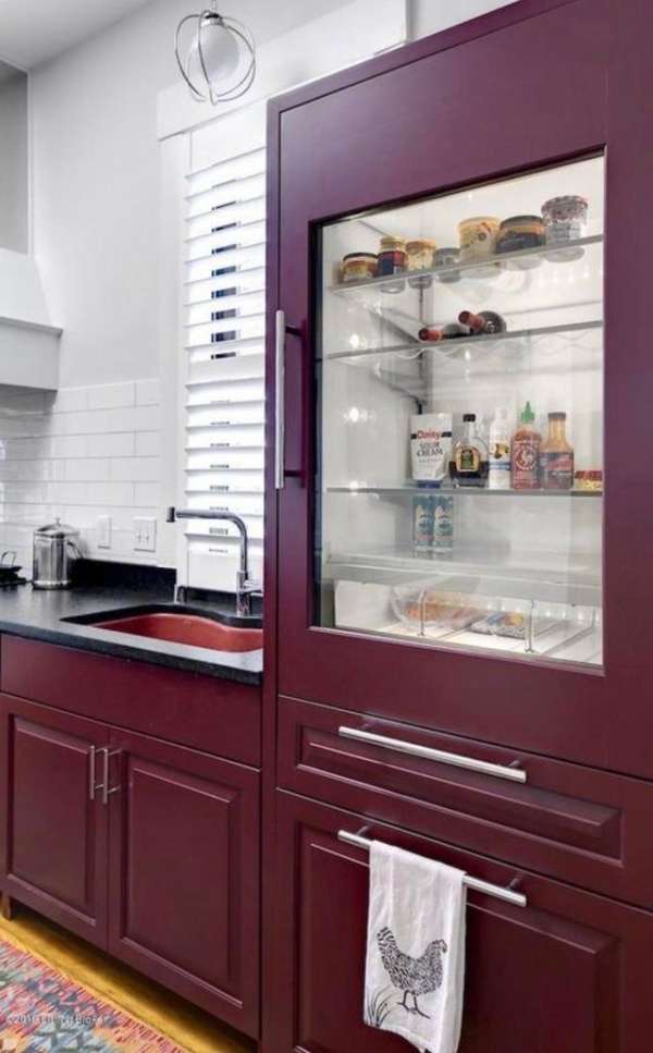 Une porte de frigo transparente pour voir le contenu sans l'ouvrir