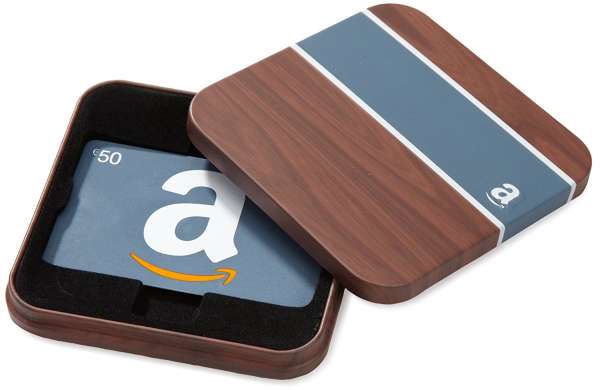 Coffret avec carte cadeau Amazon pour que grand-père se fasse plaisir