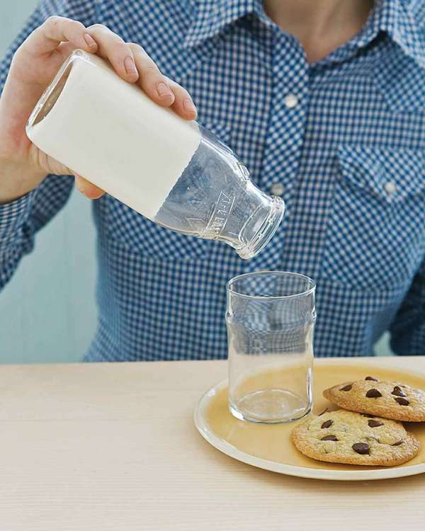 Rendez le lait solide en y ajoutant de la gélatine