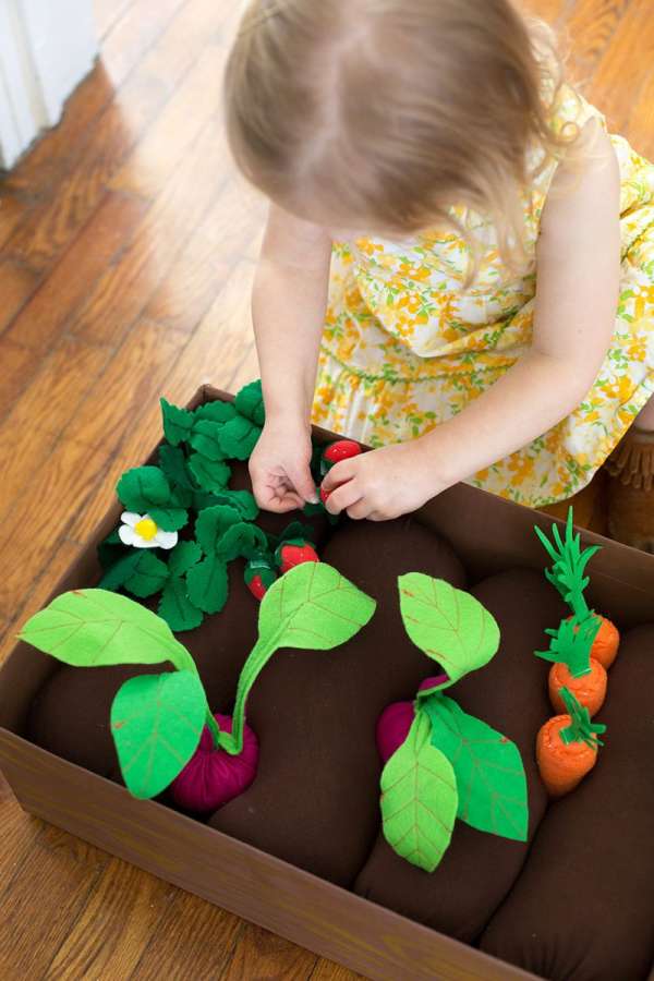 Un jardin potager en feutrine pour jouer