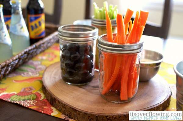 Des pots en verre pour remplacer la vaisselle pour un buffet ou pour l'apéritif