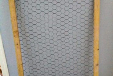 Encadrement de fenêtre pour protéger les animaux domestiques