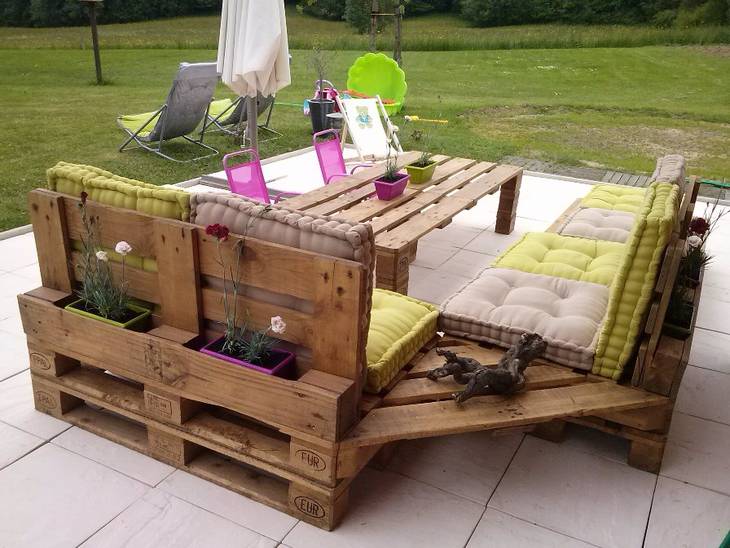 Salon de jardin en palettes