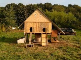 Poulailler cabane en récup