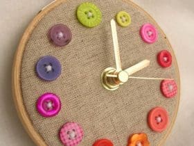 Horloge Récup Boutons