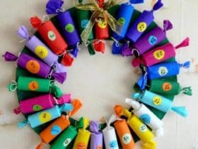Couronne calendrier de l'avent en rouleaux de papier toilette