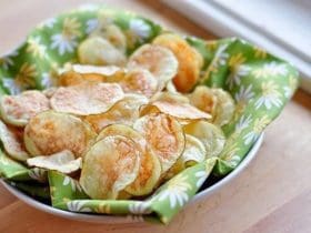 Des chips fait-maison avec zéro matières grasses