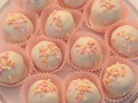 Truffes au chocolat blanc et confiture de fraises