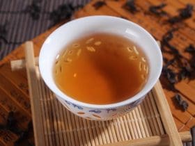 Enlever une tache de thé sur le textile