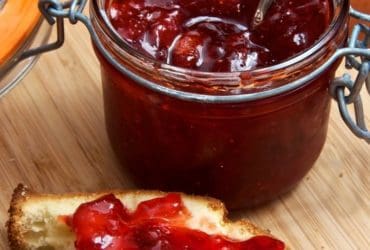 Confiture de fraise faite-maison