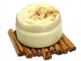 Soin Corps 2-en-1 : Exfoliation et Hydratation à la Citrouille