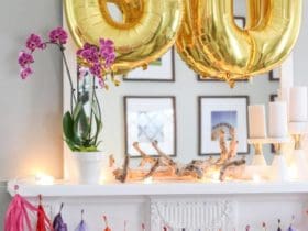 Guirlande avec des pompons en frange