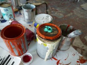 Conserver un pot de peinture entamé