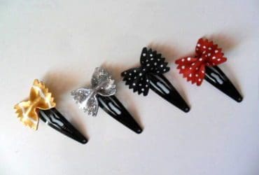 Barrettes avec des pâtes farfalles
