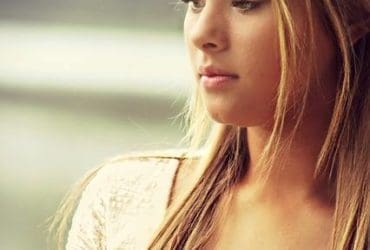 Lotion au persil contre les taches brunes