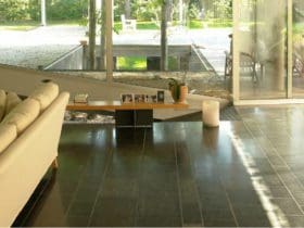 Entretenir le carrelage noir ou de couleur foncée