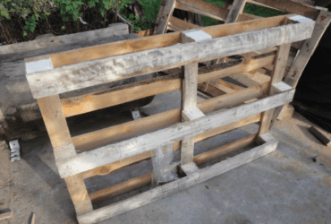 Démonter une palette en bois