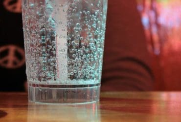 Conserver les boissons gazeuses entamées