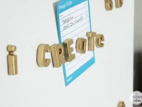 Lettres magnétiques dorées